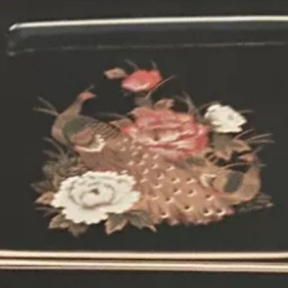 New in box Vintage 3 set black Tray set with peacocks - Picture 3 of 3